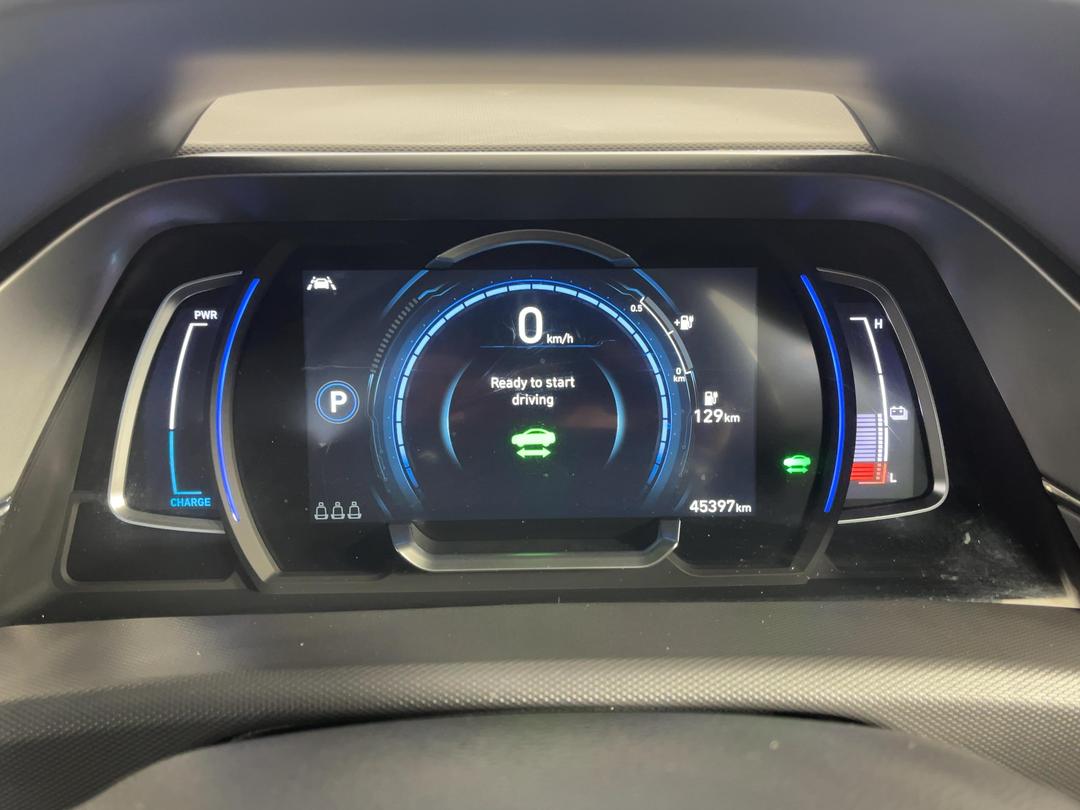 Photo '21' of Hyundai Ioniq
