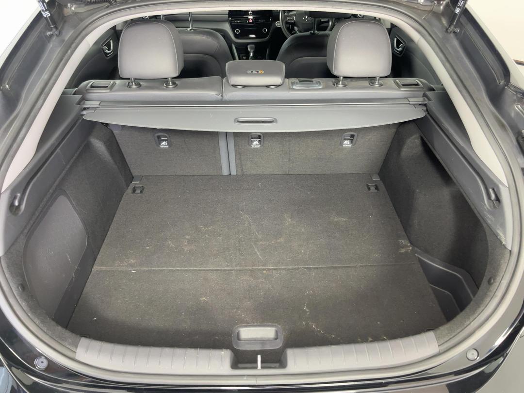 Photo '14' of Hyundai Ioniq