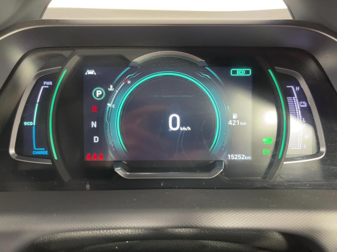 Photo '21' of Hyundai Ioniq