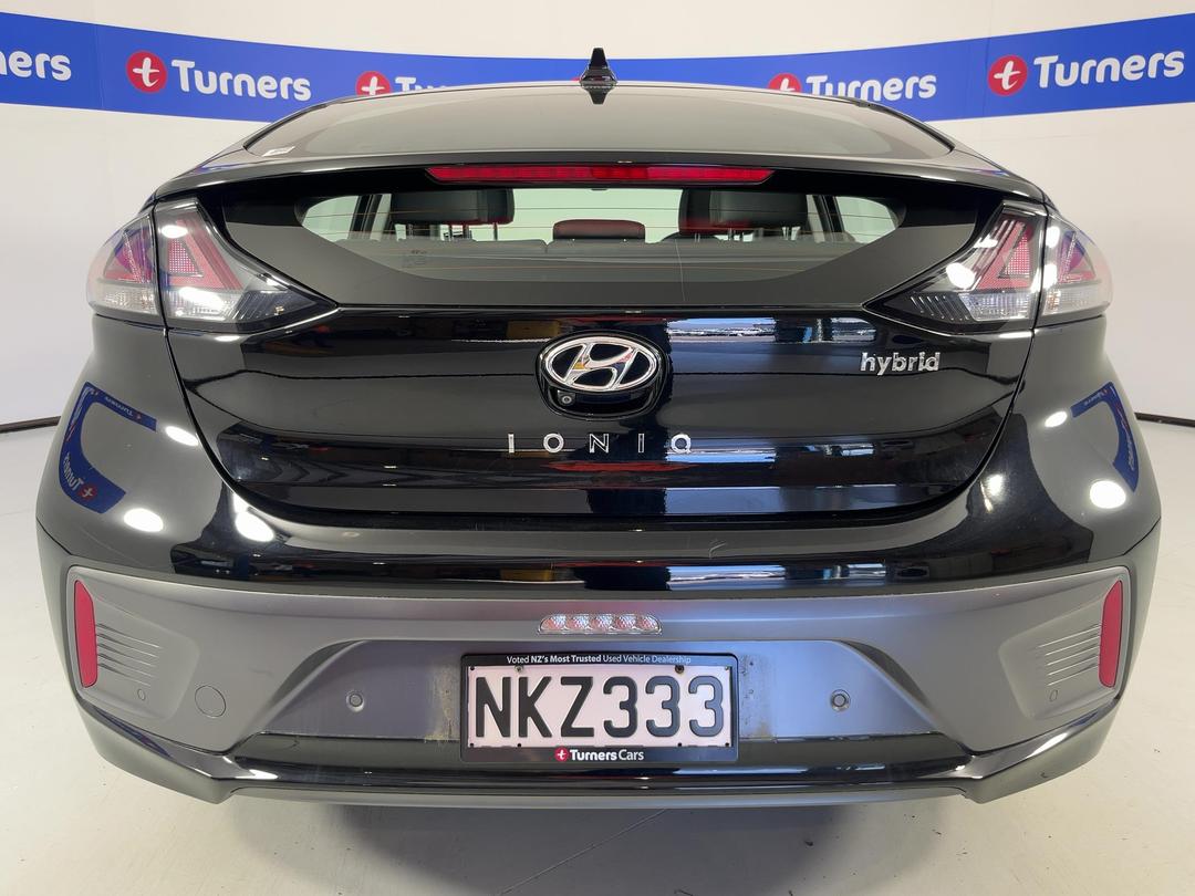 Photo '6' of Hyundai Ioniq