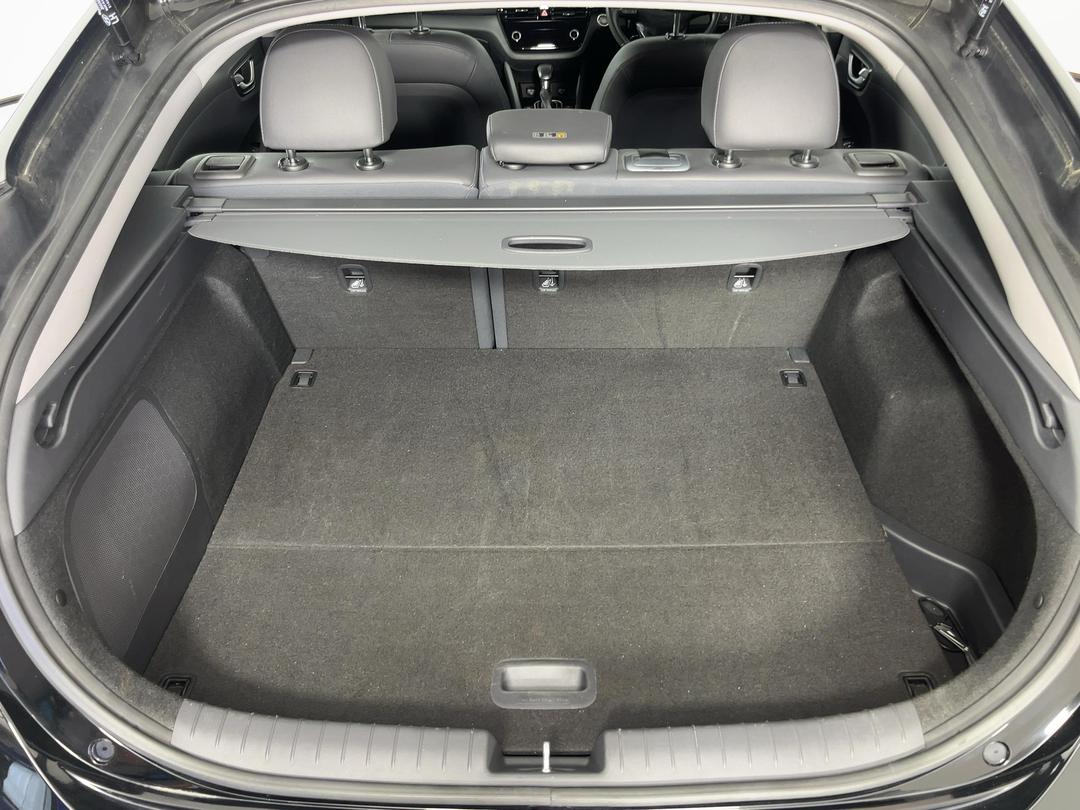 Photo '14' of Hyundai Ioniq