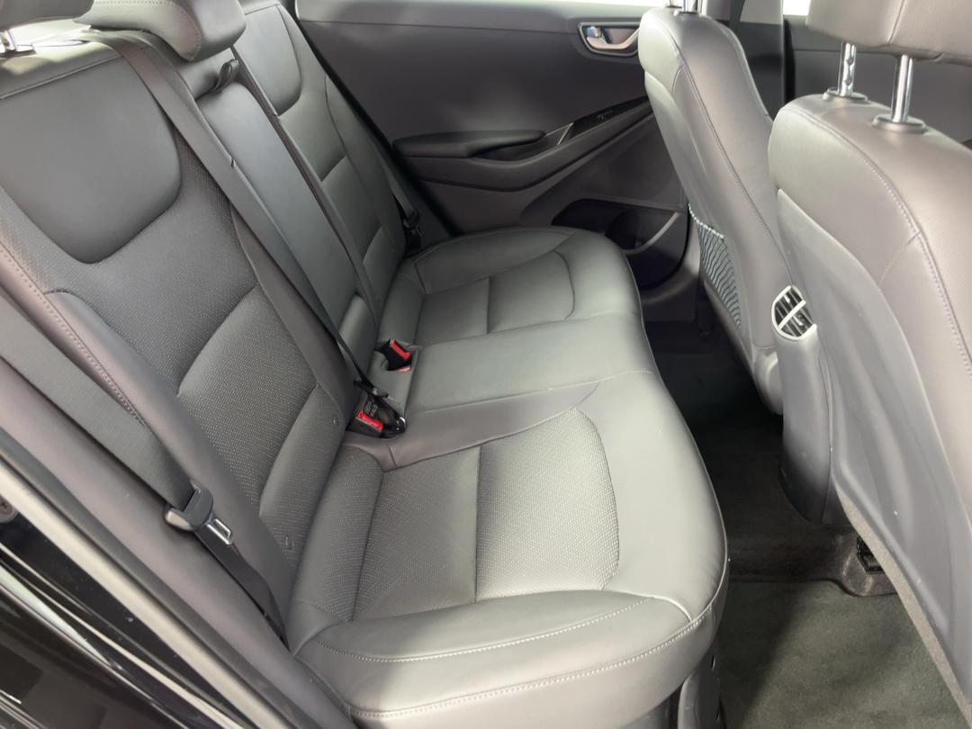 Photo '20' of Hyundai Ioniq