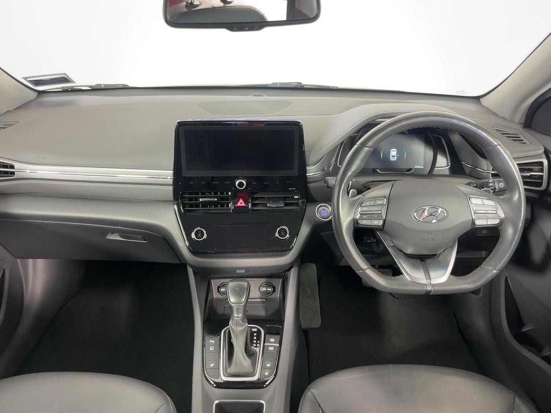 Photo '17' of Hyundai Ioniq