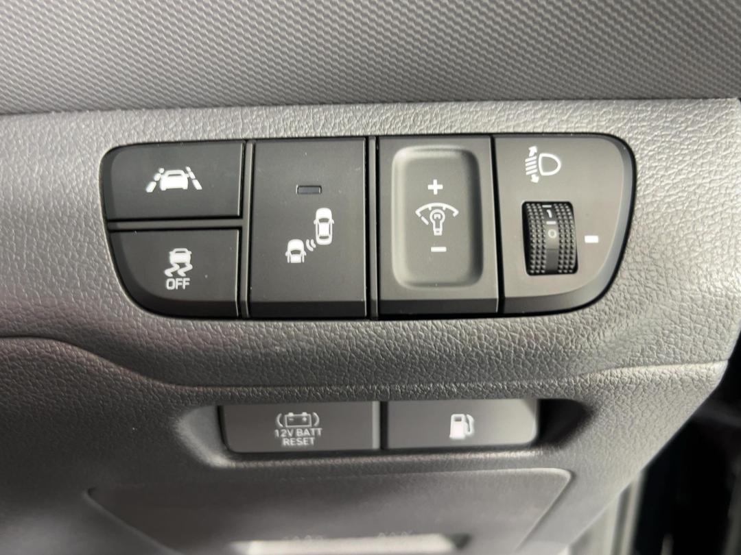 Photo '27' of Hyundai Ioniq