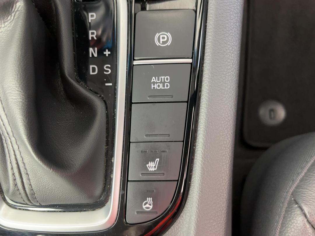Photo '28' of Hyundai Ioniq