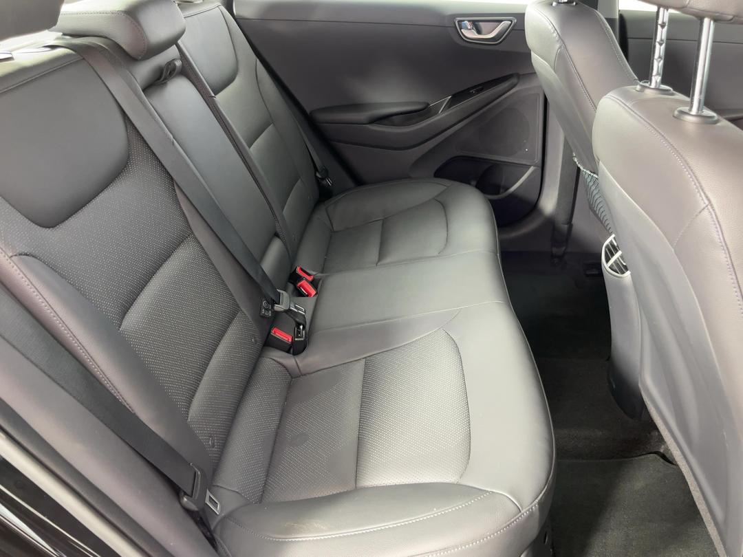 Photo '20' of Hyundai Ioniq