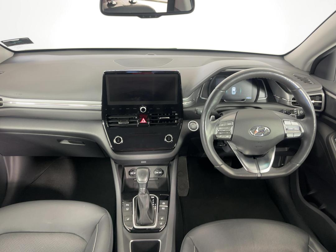 Photo '17' of Hyundai Ioniq