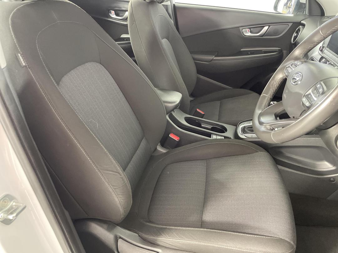 Photo '16' of Hyundai Kona