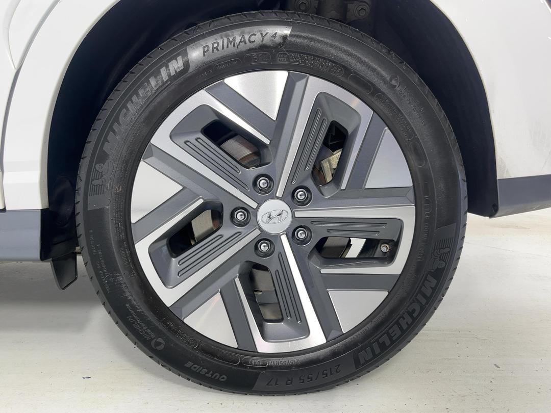 Photo '11' of Hyundai Kona