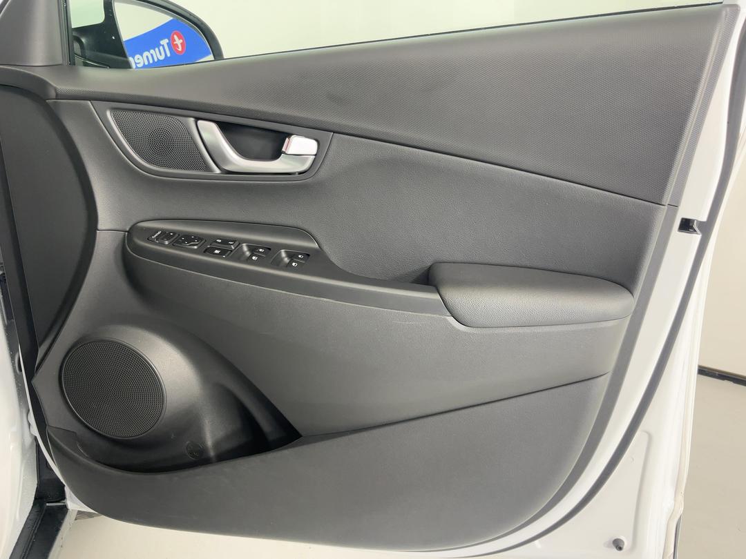 Photo '15' of Hyundai Kona