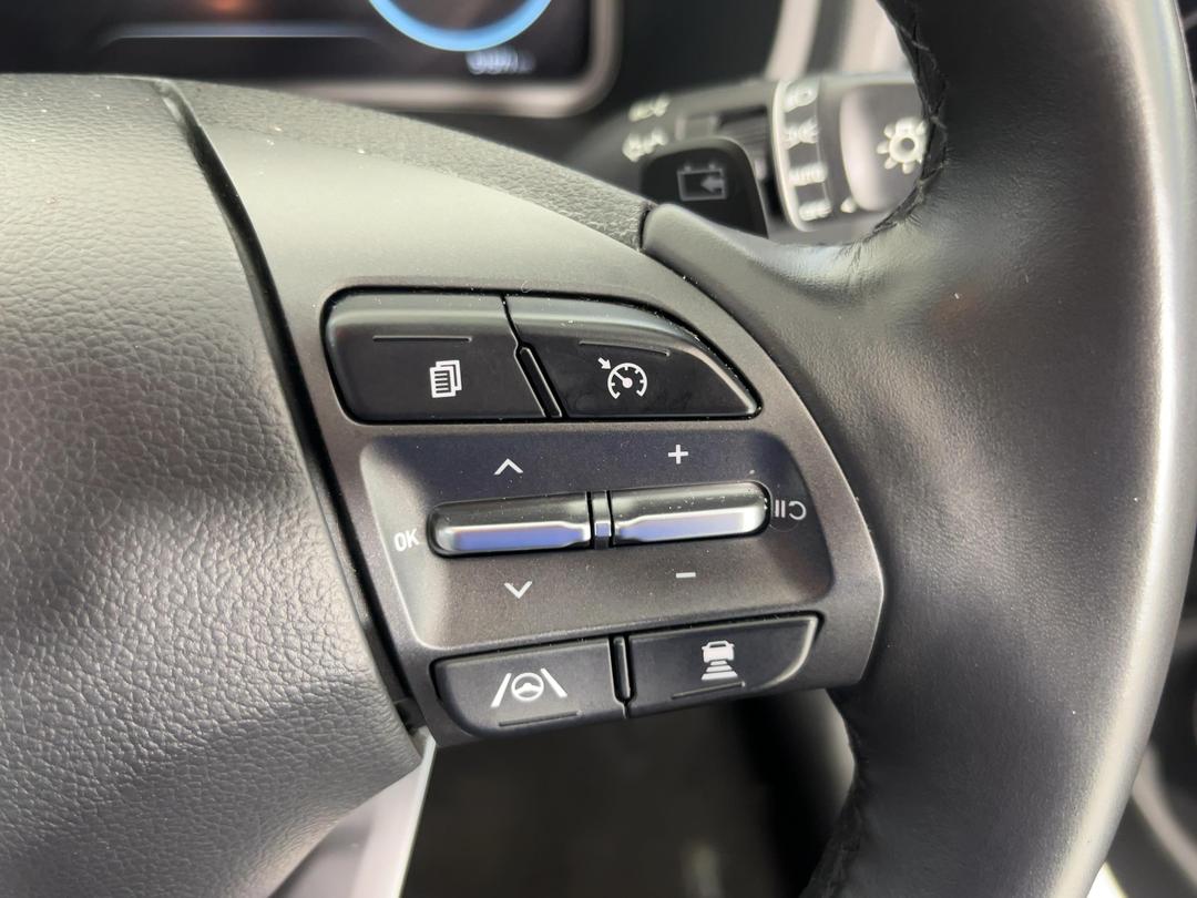 Photo '24' of Hyundai Kona