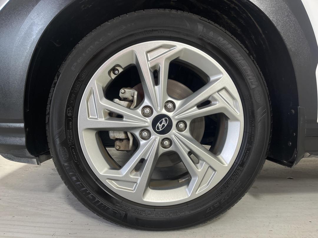 Photo '10' of Hyundai Kona