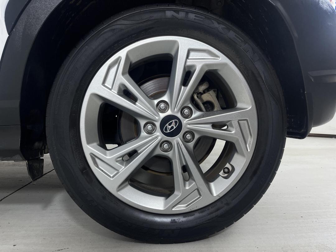 Photo '11' of Hyundai Kona