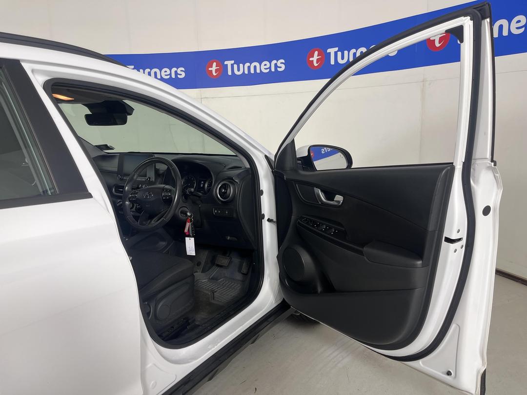 Photo '15' of Hyundai Kona