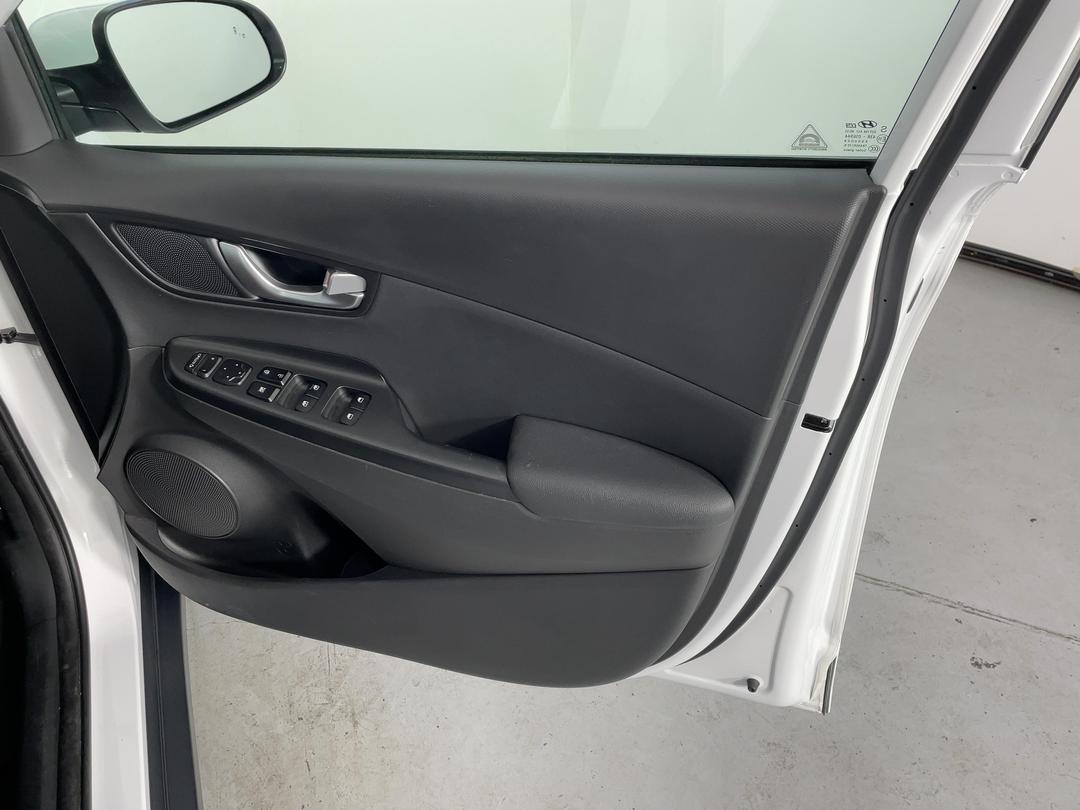 Photo '15' of Hyundai Kona