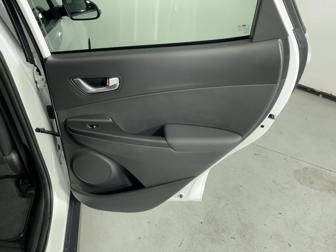 Photo '19' of Hyundai Kona