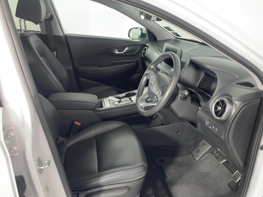 Photo '16' of Hyundai Kona
