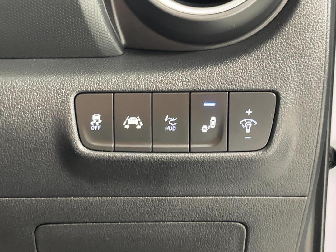 Photo '30' of Hyundai Kona