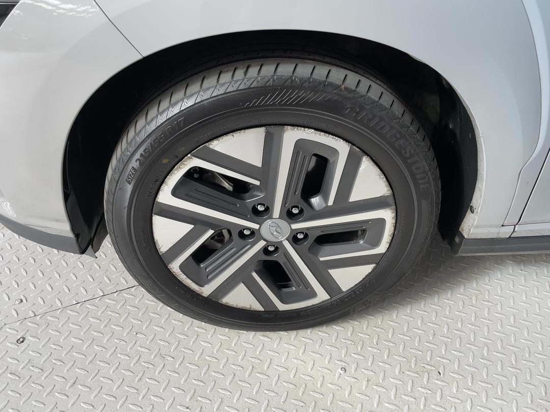 Photo '10' of Hyundai Kona