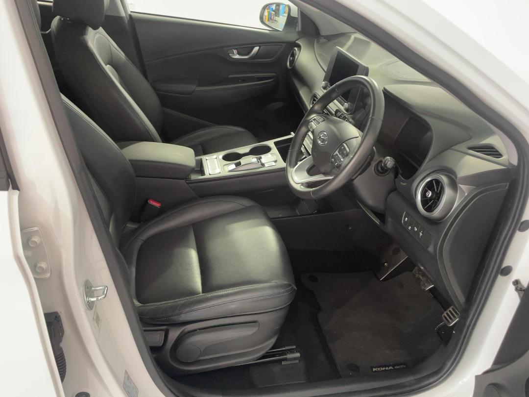 Photo '16' of Hyundai Kona