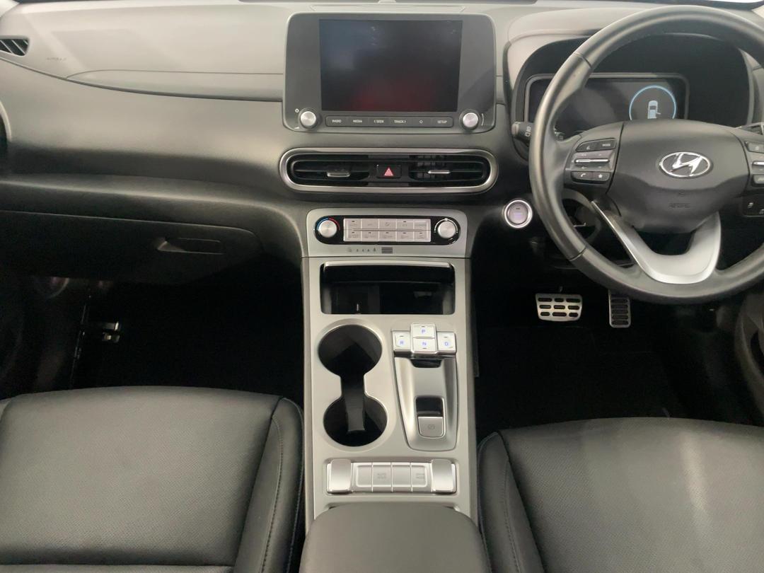 Photo '18' of Hyundai Kona