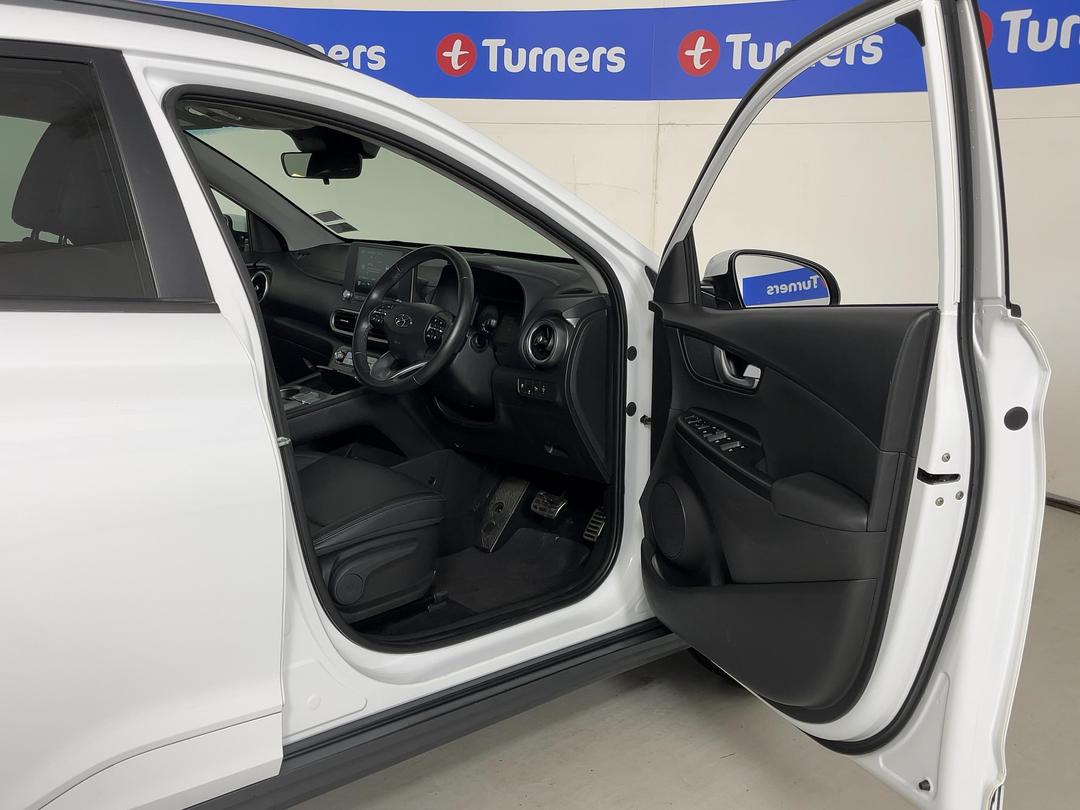 Photo '15' of Hyundai Kona