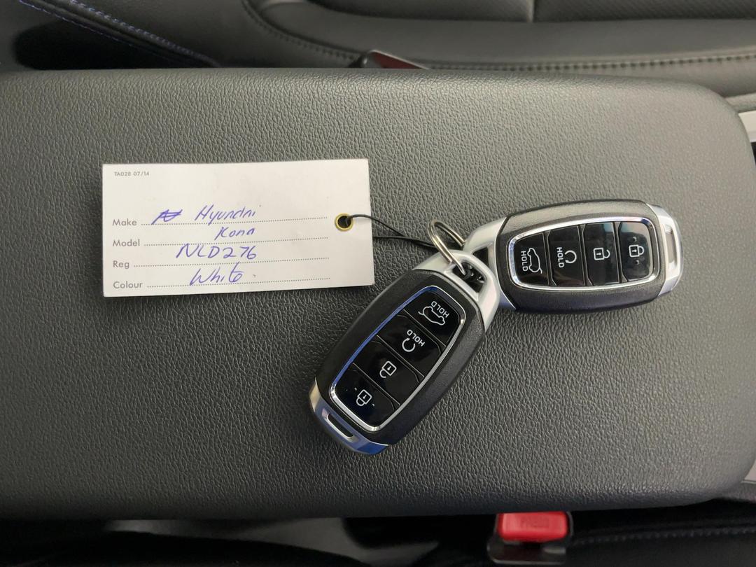 Photo '22' of Hyundai Kona