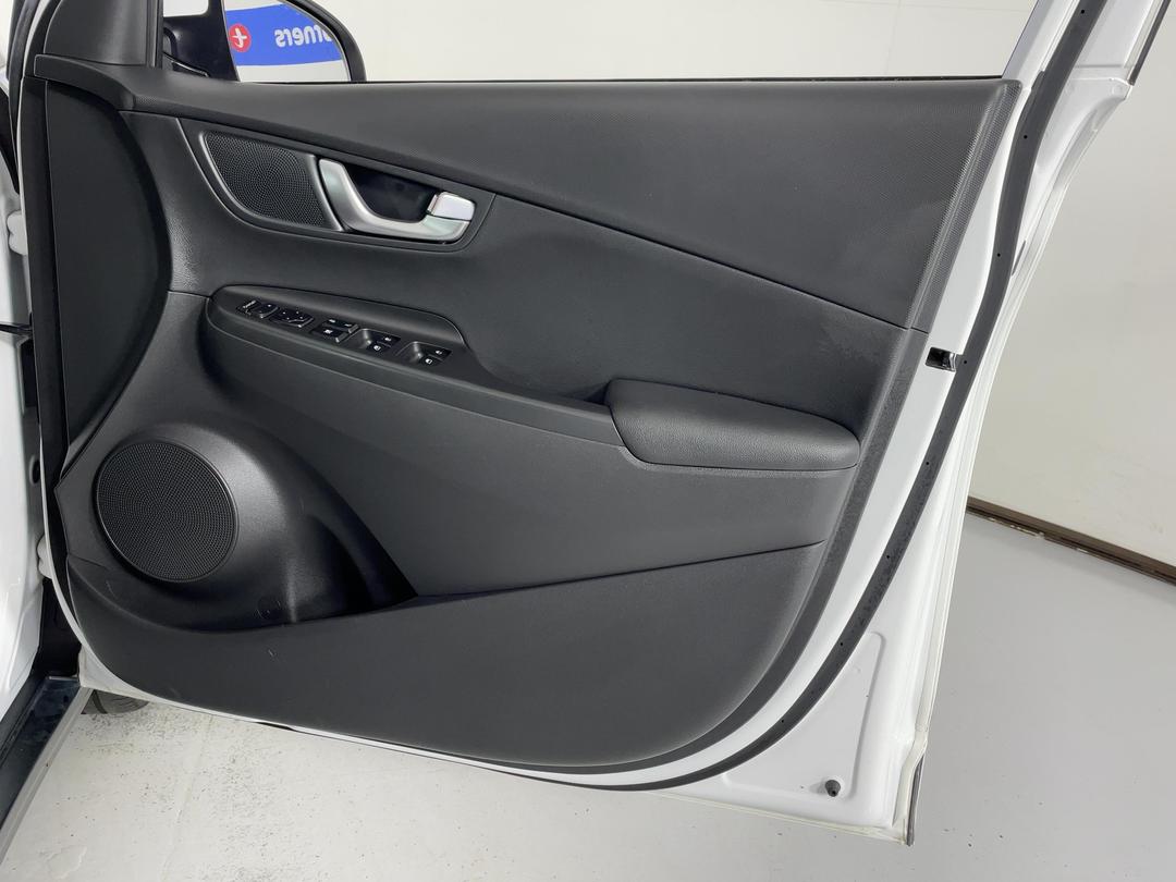 Photo '15' of Hyundai Kona