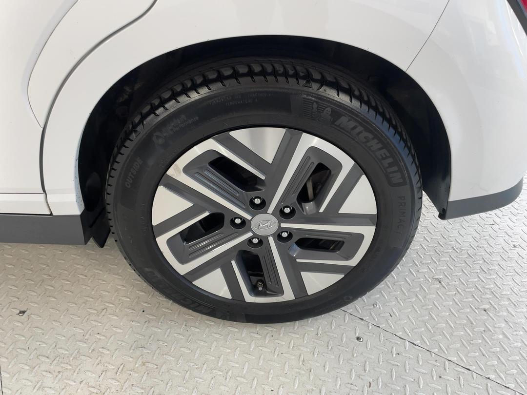 Photo '11' of Hyundai Kona