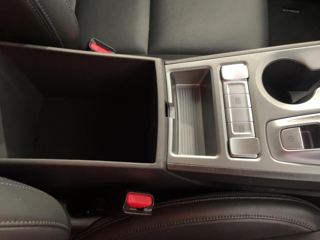 Photo '33' of Hyundai Kona