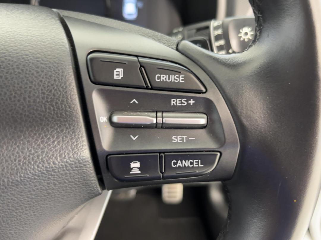 Photo '24' of Hyundai Kona