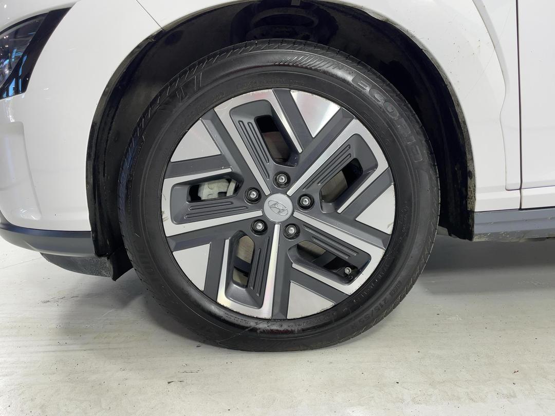 Photo '10' of Hyundai Kona