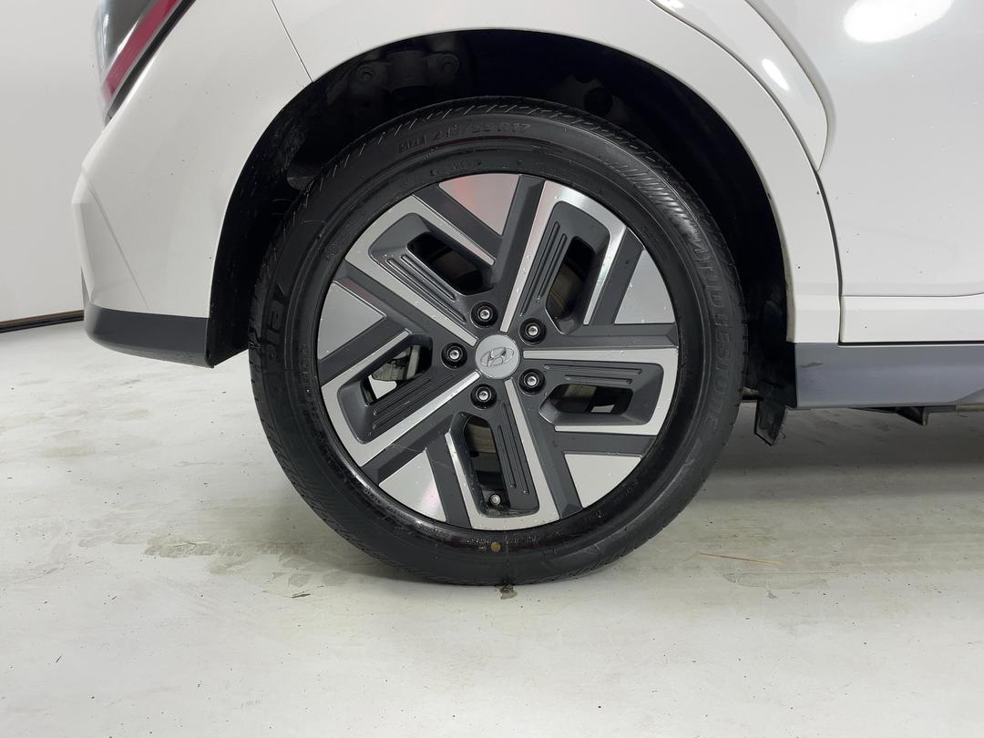 Photo '12' of Hyundai Kona