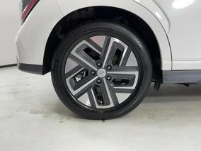Photo '12' of Hyundai Kona