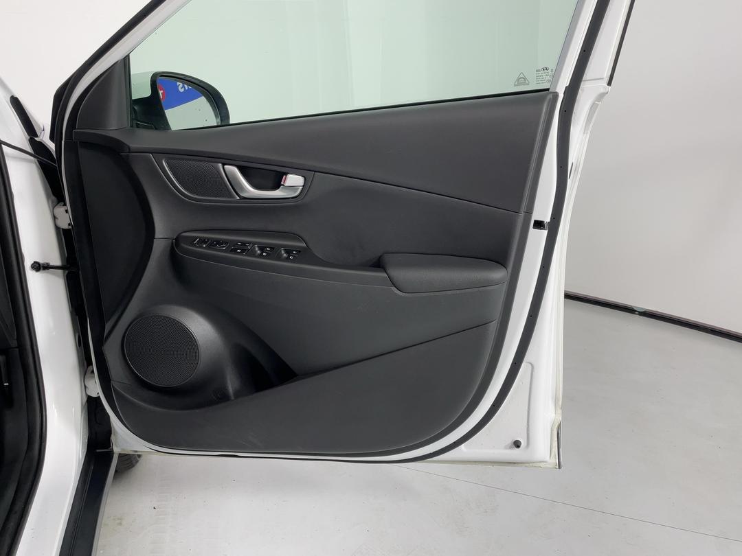 Photo '15' of Hyundai Kona