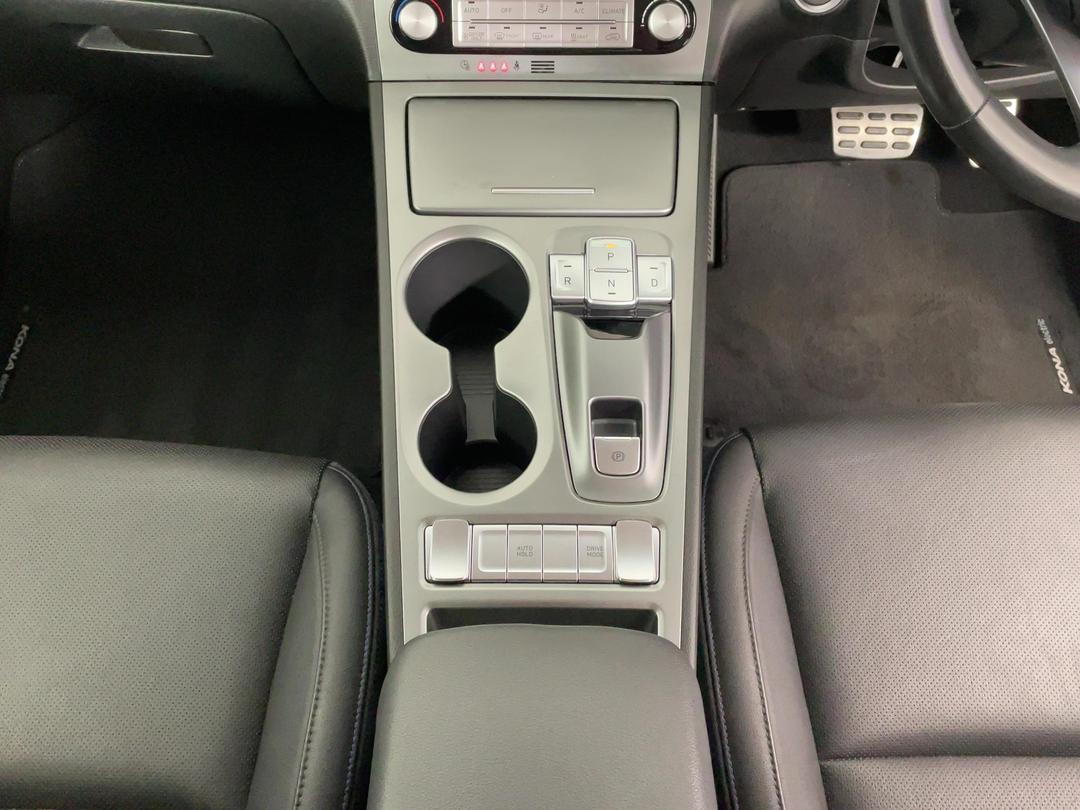 Photo '18' of Hyundai Kona