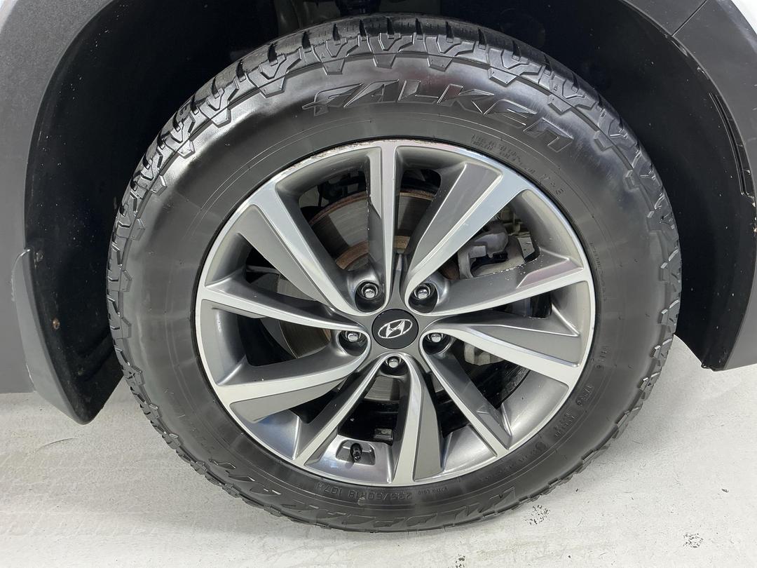 Photo '9' of Hyundai Santa FE