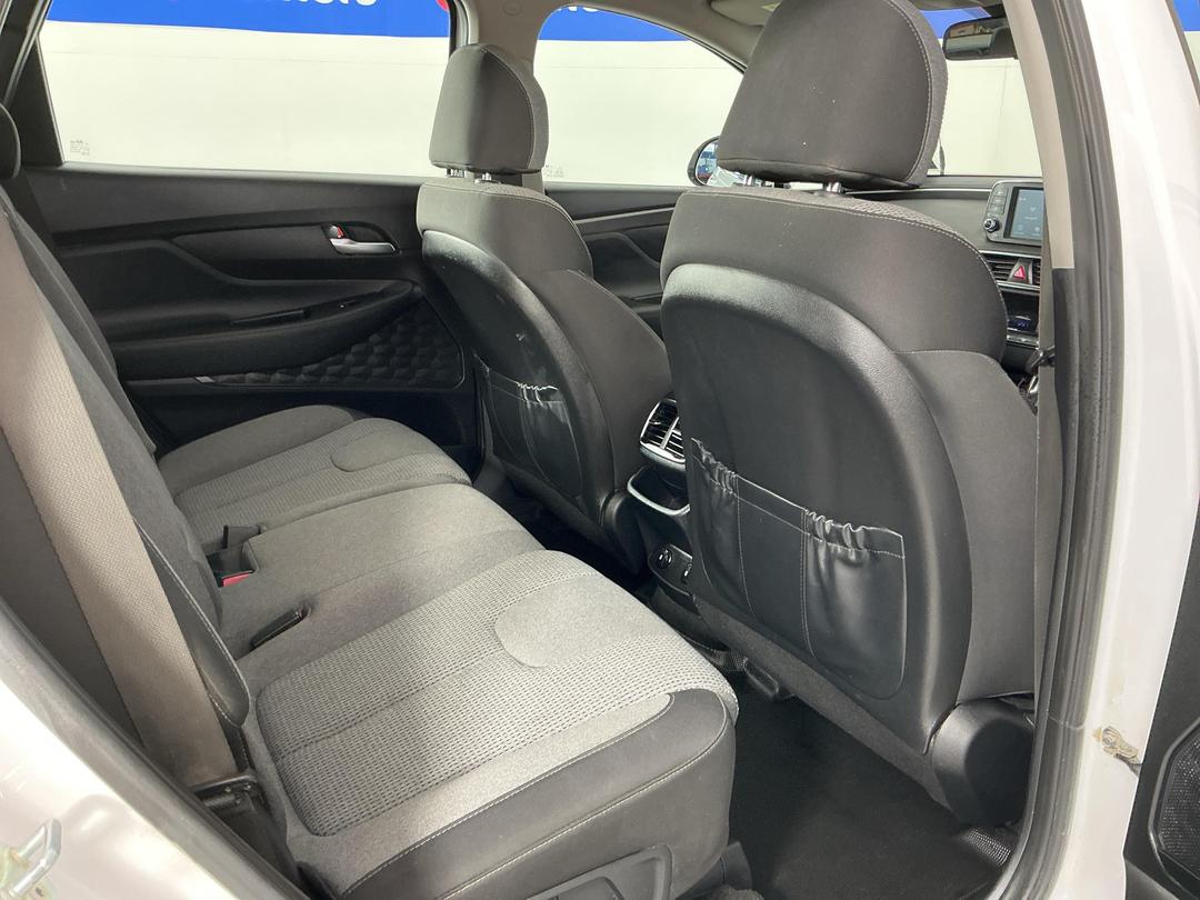 Photo '20' of Hyundai Santa FE