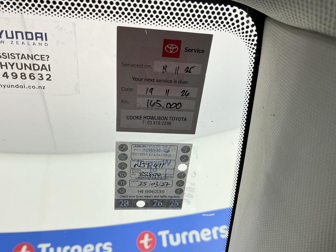 Photo '28' of Hyundai Santa FE