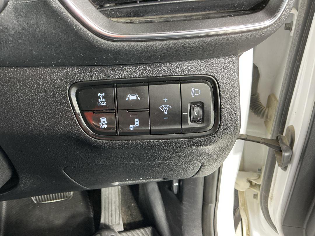 Photo '26' of Hyundai Santa FE