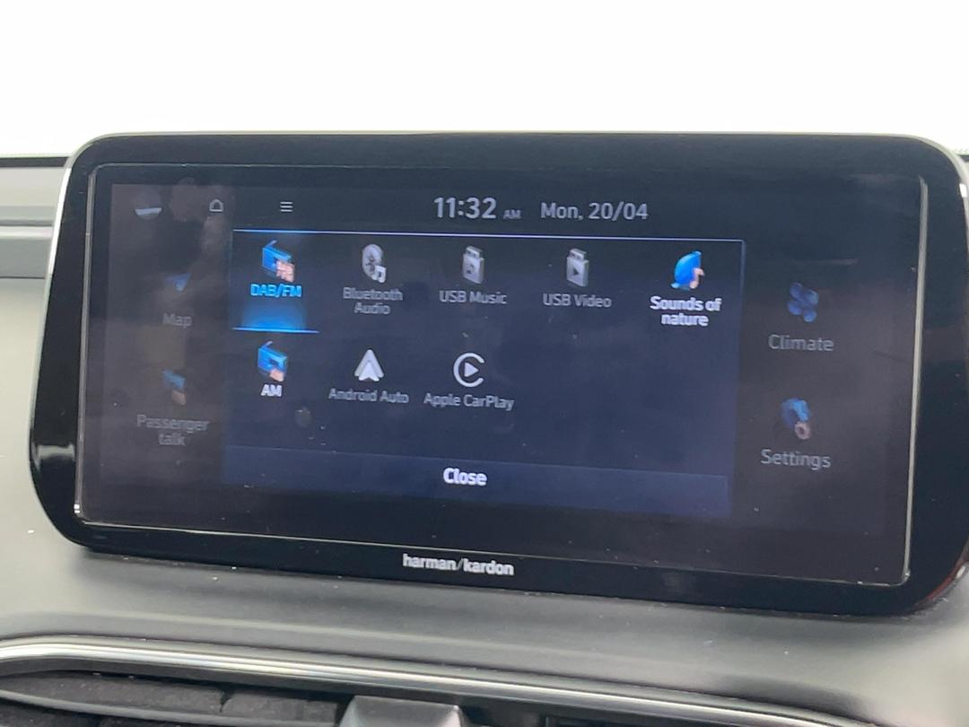 Photo '28' of Hyundai Santa FE