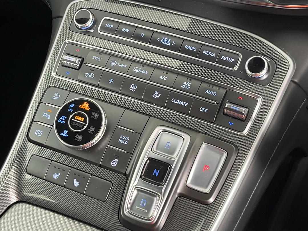 Photo '31' of Hyundai Santa FE