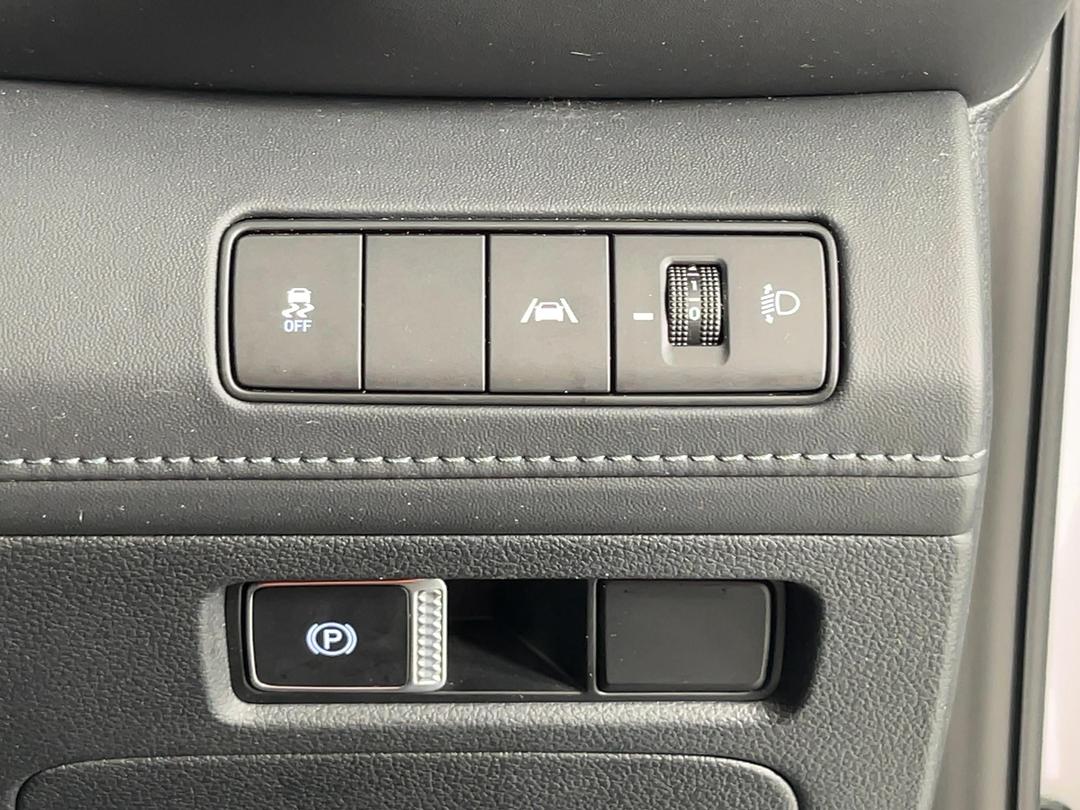 Photo '35' of Hyundai Santa FE