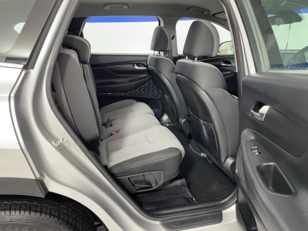Photo '20' of Hyundai Santa FE