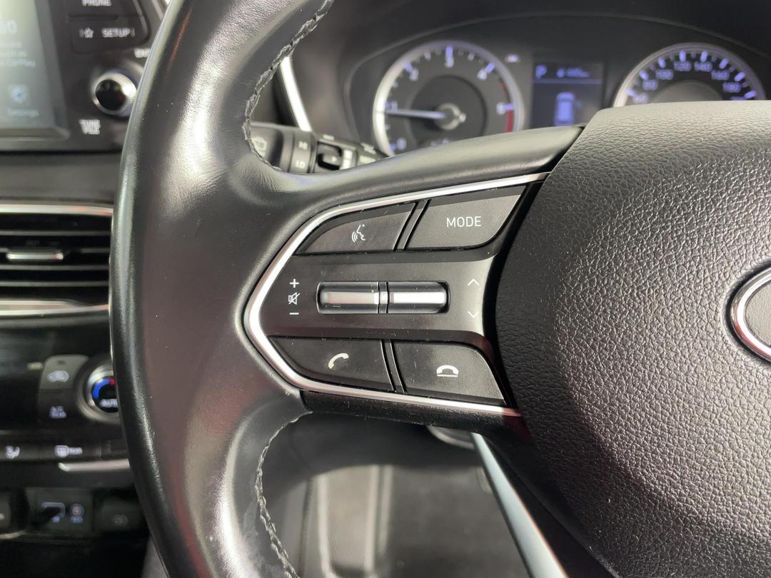 Photo '24' of Hyundai Santa FE