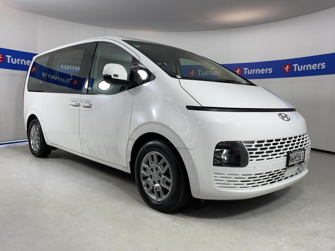 Photo '1' of Hyundai Staria