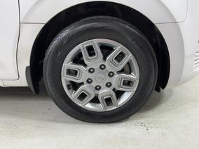 Photo '9' of Hyundai Staria