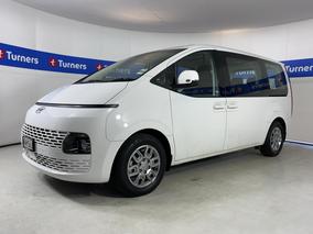 Photo '4' of Hyundai Staria