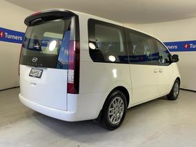 Photo '7' of Hyundai Staria