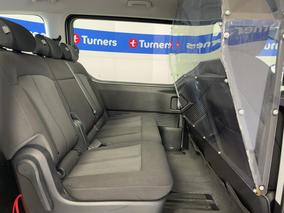 Photo '20' of Hyundai Staria